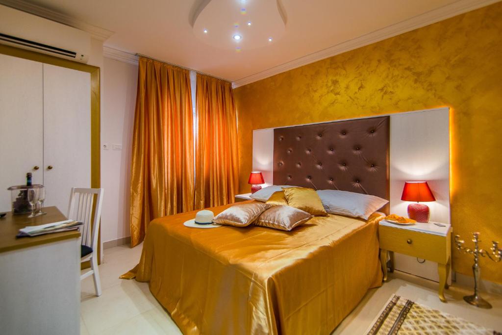 Villa Natka — private pool and exterior